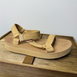 Teva Universal Midform Leather Sandals